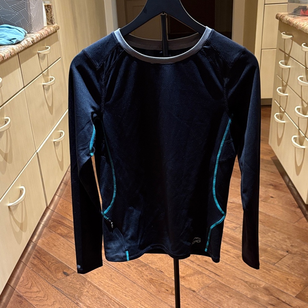 Cabela's XPG Black Long Sleeve Athletic Top with Teal Accents UPF 30 and Wicking